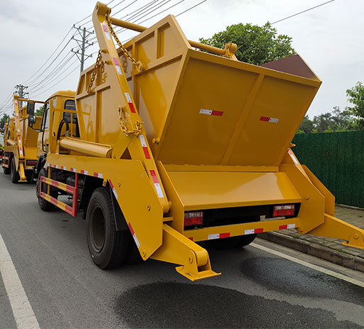 10_m³_skip_loader_garbage_truck-3