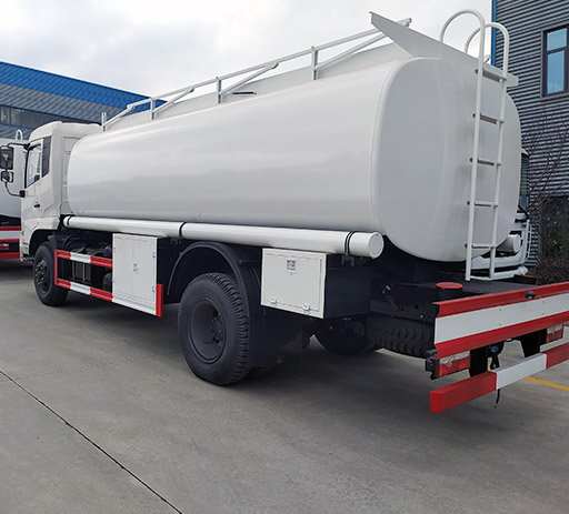 CLW_42_15000L_fuel_tanker_truck_factory_price-2