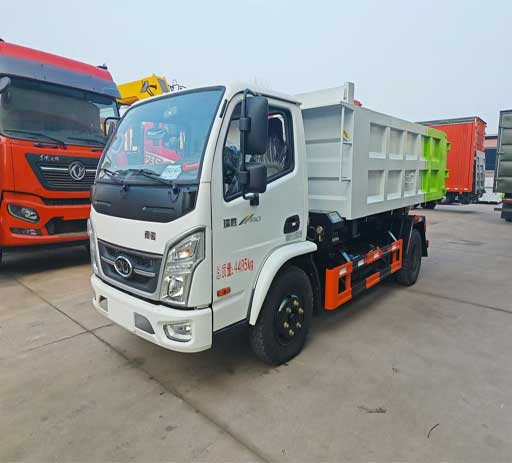 China_5ton_small_hook_lift_garbage_dump_truck-1