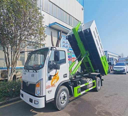 China_sinotruk_6cbm_hook_lift_dumper_garbage_truck-1