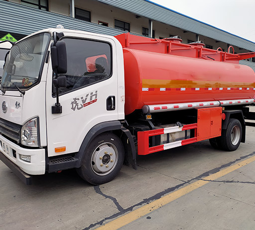 FAW_8_m³oil_tank_truck_with_fuel_dispenser-2