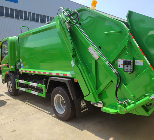 HOWO_10_m³_compactor_garbage_truck-2