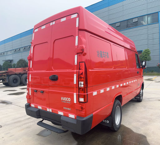 IVECO_sprinter_freezer_van-2