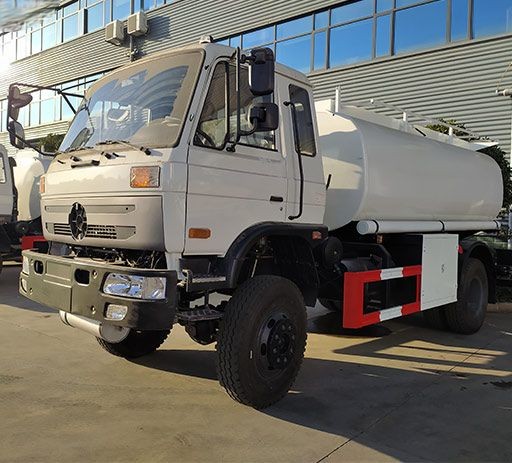 dongfeng_12m³_10ton__loading_capacity__oil__truck-3