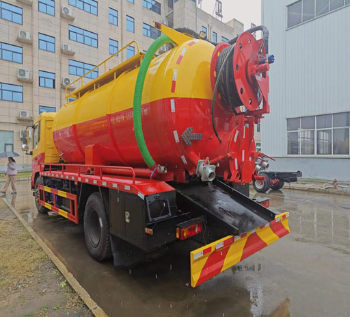 dongfeng_15cbm_high_pressure_cleaning__sewage_suction_truck-3