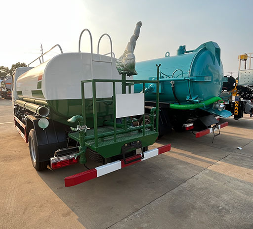 dongfeng_5ton_small_water_tanker_truck-2