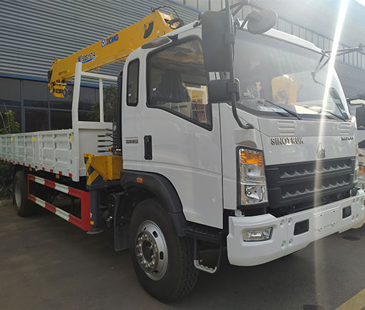 howo_3.2ton_truck_mounted_crane-3