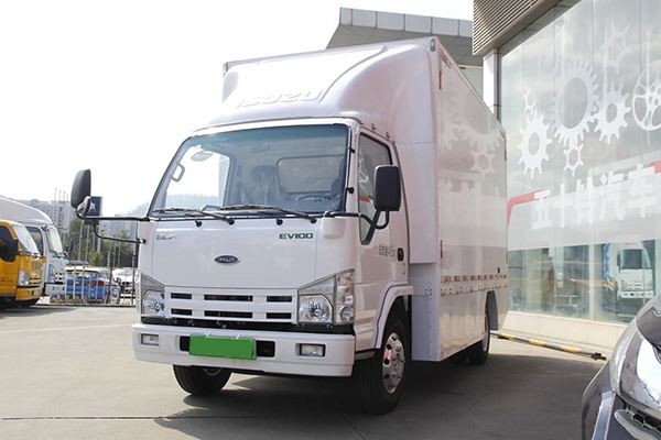 ISUZU EV100 Electric Truck 3