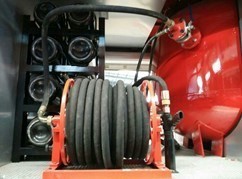 Hose reels of 7000L HOWO dry powder fire truck