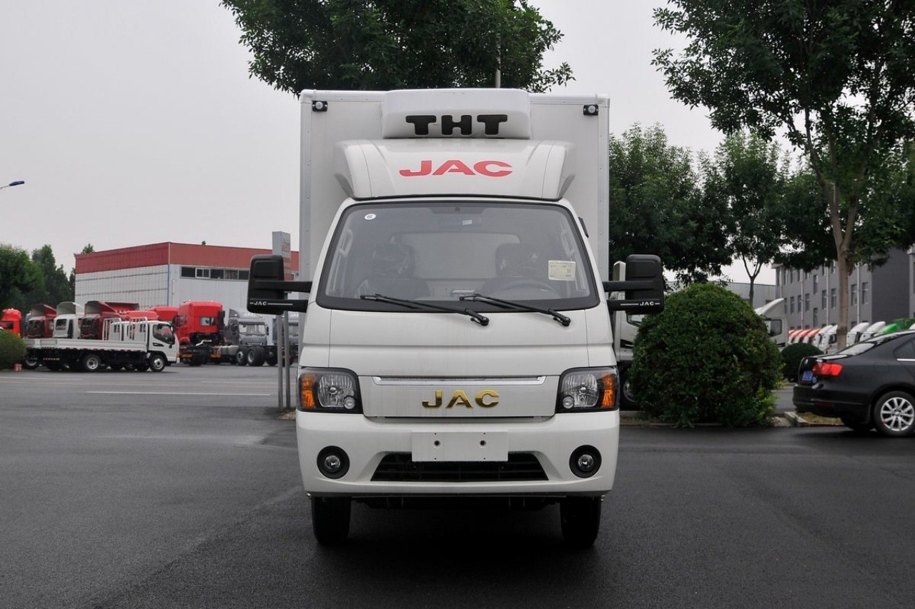 JAC 10 CBM Refrigerated Truck 7