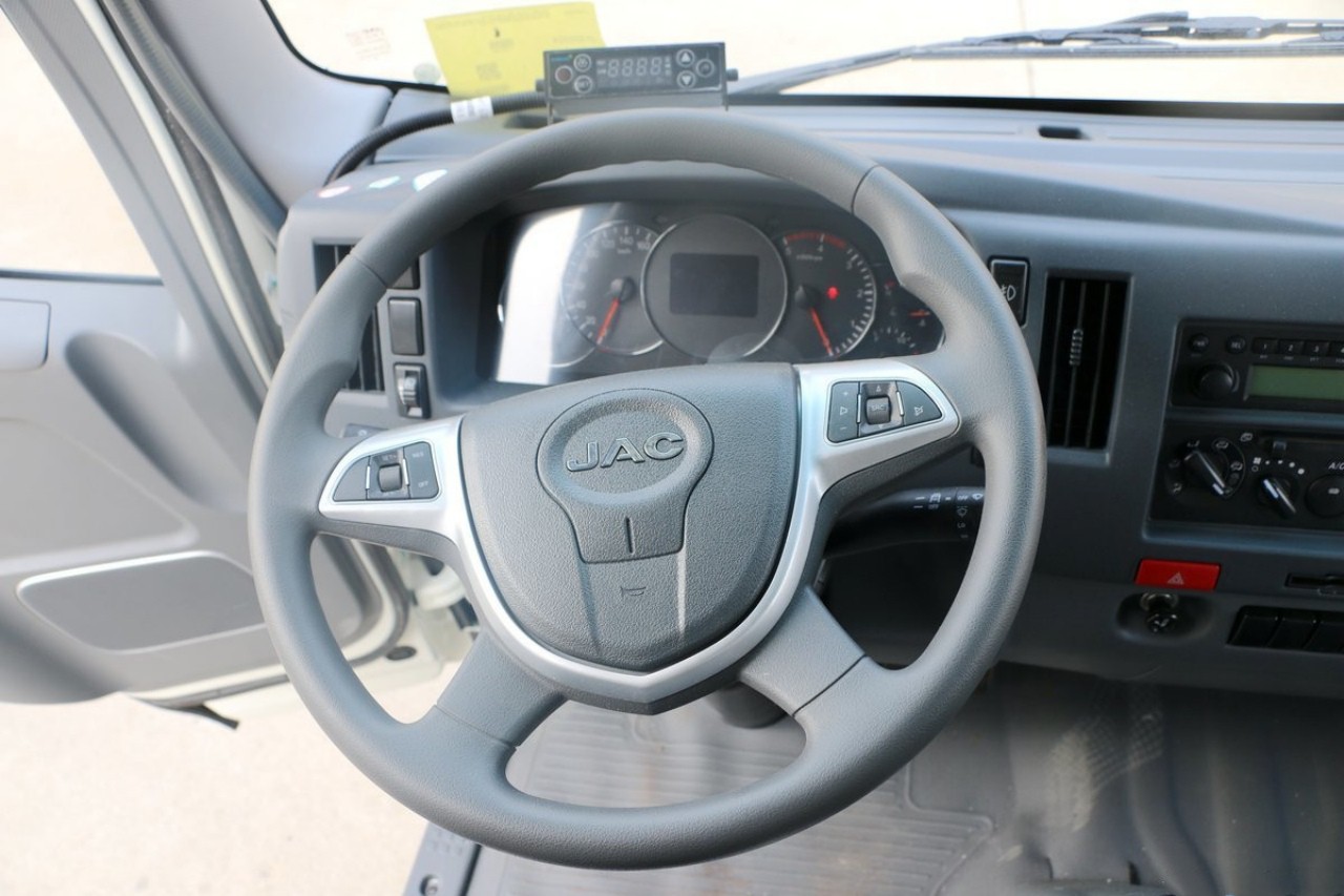 19 CBM Refrigerated Truck for Food Delivery 9 19 CBM Refrigerated Truck for Food Delivery 9